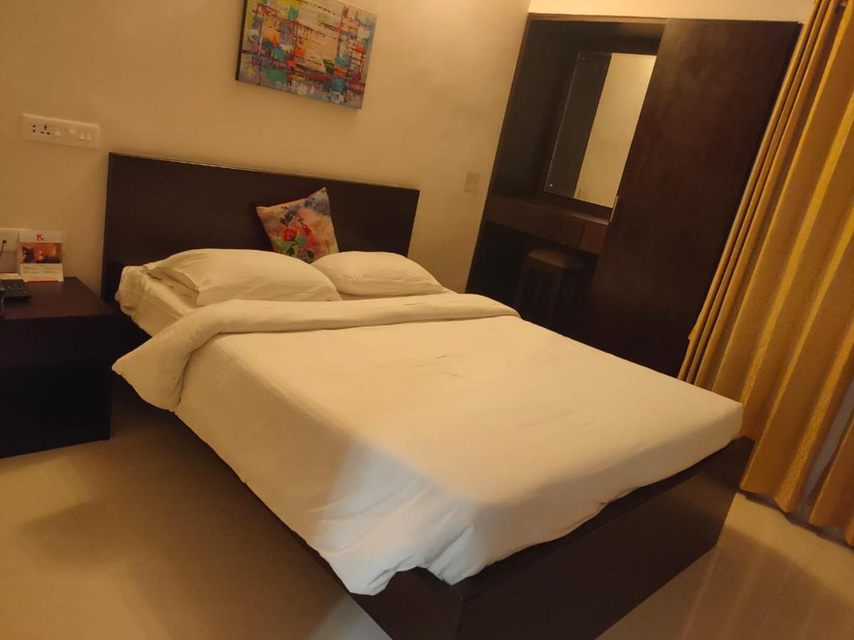 Kfour Apartment & Hotels Private Limited Madurai Esterno foto