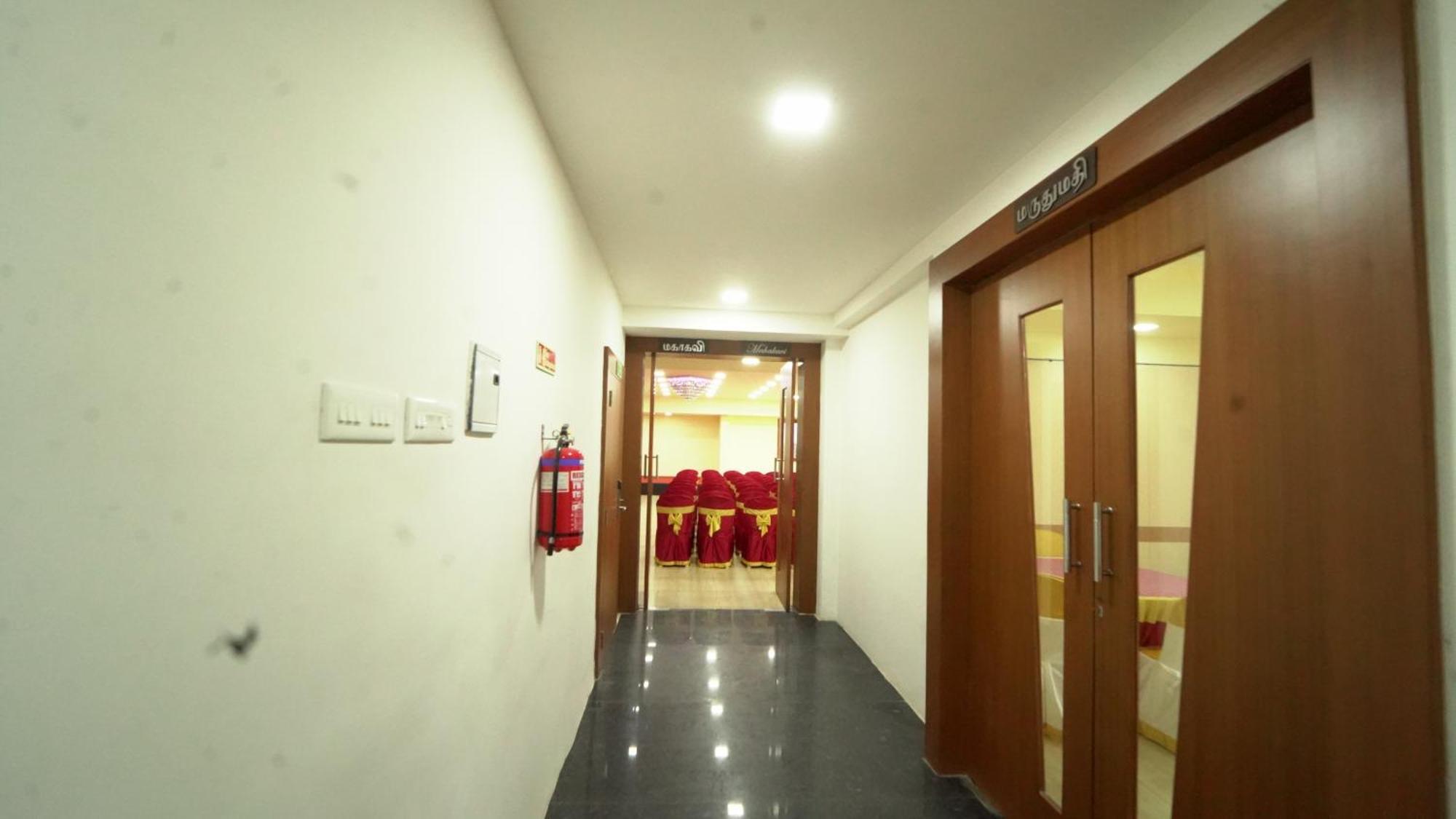 Kfour Apartment & Hotels Private Limited Madurai Esterno foto