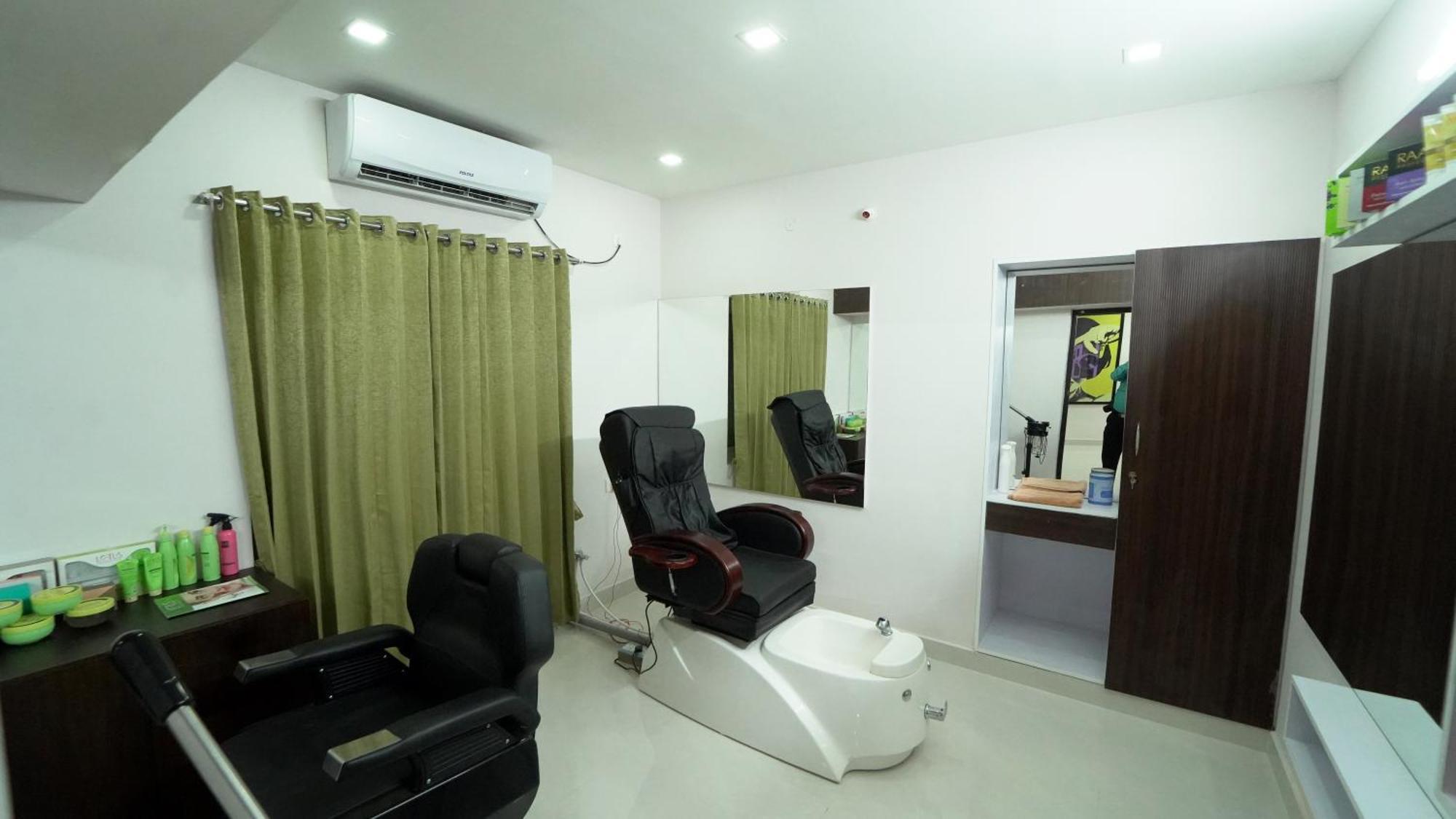 Kfour Apartment & Hotels Private Limited Madurai Esterno foto